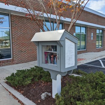 Little Free Library - Little Free Library, 40 Ravenswood Rd, Hampstead - Community Book Box Near Me - Hampstead, North Carolina Little Free Library - Little Free Library, 40 Ravenswood Rd, Hampstead - Community Book Box Near Me - Hampstead, North Carolina
