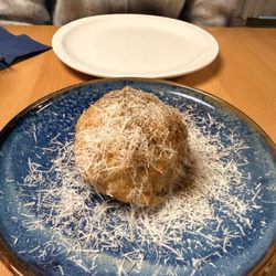 nNea - Bucatini ball