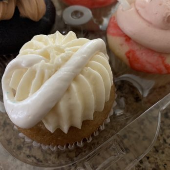 Kalani Kakes - Cupcakes Near Me