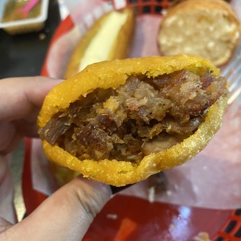 Mundo Latino - Arepa - Imported Food Near Me - Schaerbeek, BRU