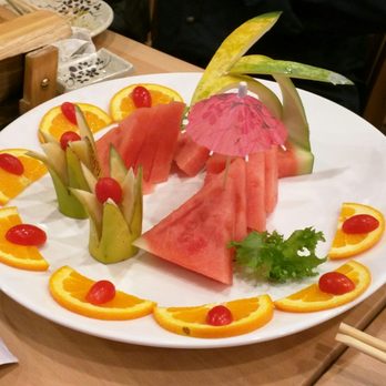Sushi Tokoro - Fruit platter - Japanese Near Me - Chicago, Illinois Sushi Tokoro - Fruit platter - Japanese Near Me - Chicago, Illinois