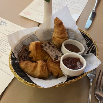 Bistro Cacao - Pastry Basket - French Near Me - Washington, DC, District of Columbia