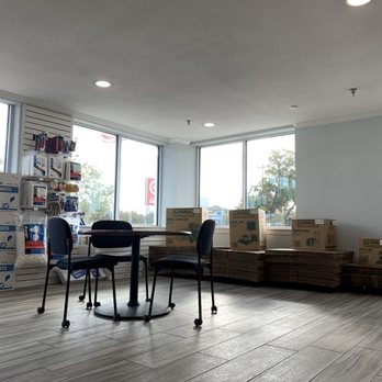 Hello Self Storage - Self Storage Near Me - Dallas, Texas