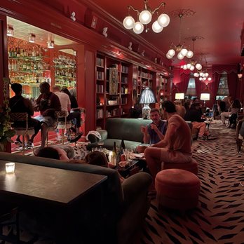 Bar Métier - Lounge - Cocktail Bars Near Me - New Orleans, Louisiana Bar Métier - Lounge - Cocktail Bars Near Me - New Orleans, Louisiana