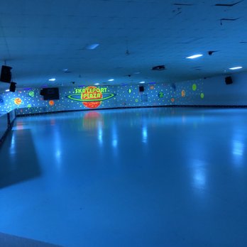 Skateport Plaza - The Rink - Skating Rinks Near Me - Ballwin, Missouri