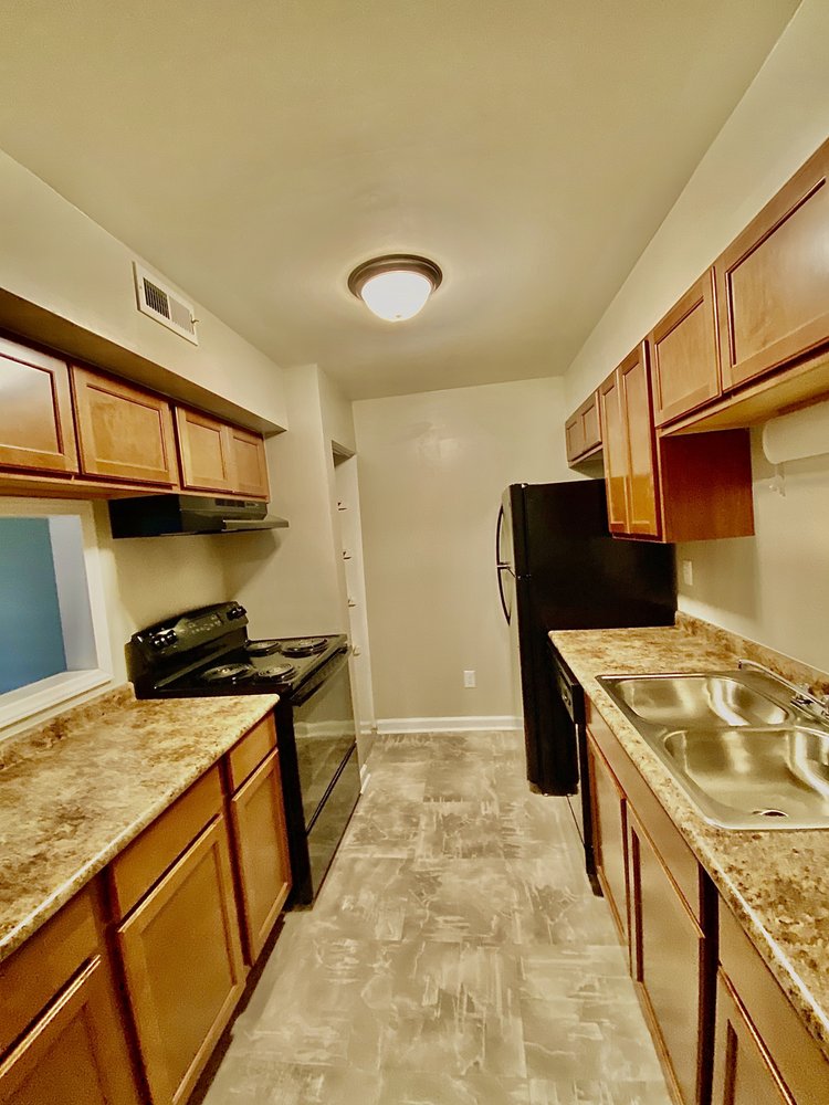 SAILBOAT BAY APARTMENTS Updated September 2024 13 Photos 5417