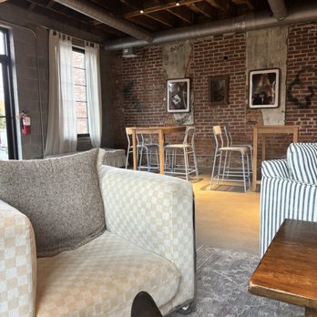 Daydrinkers - The downstairs area - Coffee & Tea Near Me - Greenville, South Carolina Daydrinkers - The downstairs area - Coffee & Tea Near Me - Greenville, South Carolina