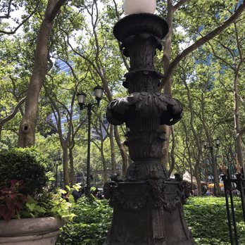 Bryant Park - Parks Near Me - New York, New York