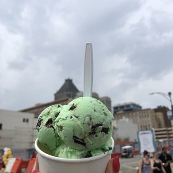 The Ice Queen - Food Trucks Near Me The Ice Queen - Food Trucks Near Me