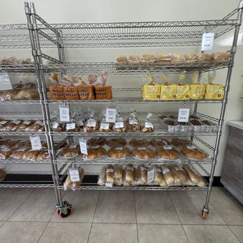 La Tour Bakehouse - Bakeries Near Me - Honolulu, Hawaii