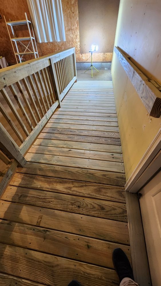 Slide of Gomez Professionals