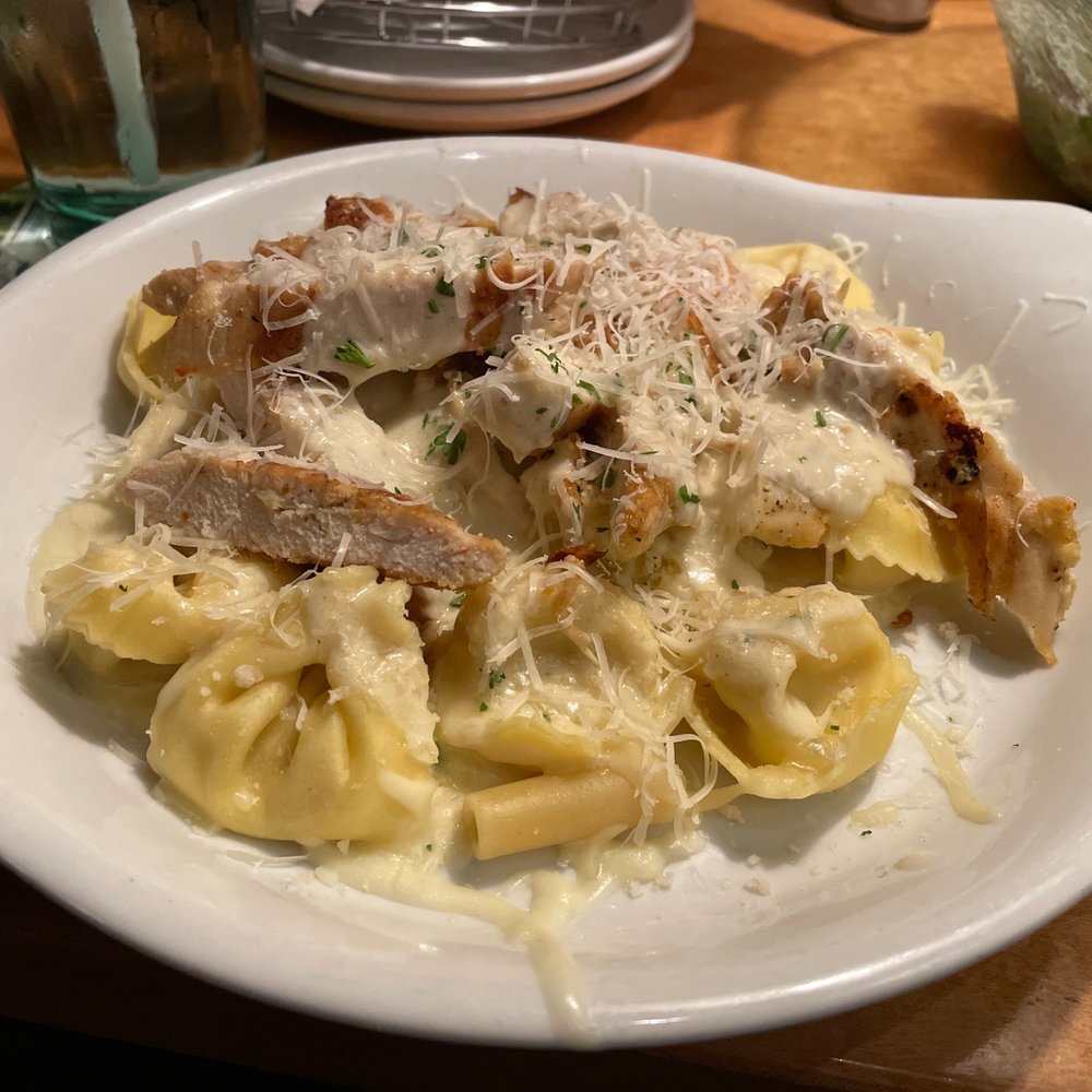 Olive Garden Italian Restaurant - Chicken tortellini - Italian Near Me - Avon, Indiana Olive Garden Italian Restaurant - Chicken tortellini - Italian Near Me - Avon, Indiana