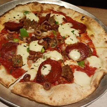 Monkeypod Kitchen by Merriman - Sausage pizza - New American Near Me - Kihei, Hawaii