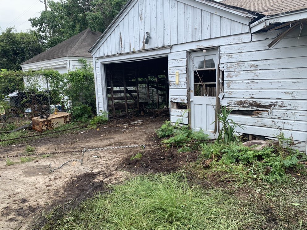 Slide of Recon Services