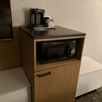 Hilton Stockton - Hotels Near Me - Stockton, California