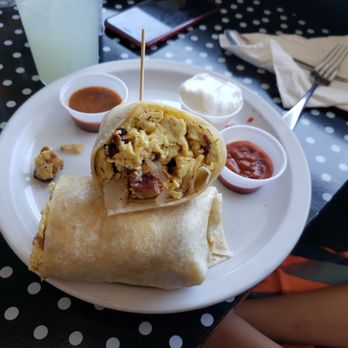 Trendy's - Trendys burritos - Breakfast & Brunch Near Me - Redding, California
