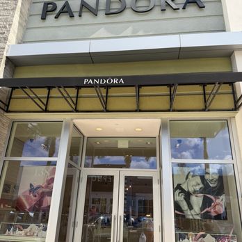 Pandora - Jewelry Near Me - Dania Beach, Florida Pandora - Jewelry Near Me - Dania Beach, Florida
