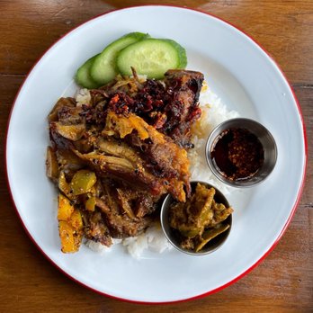 Rangoon Bistro - Burmese Near Me - Portland, Oregon Rangoon Bistro - Burmese Near Me - Portland, Oregon
