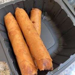 Bobaloompia - Chicken Loompias
