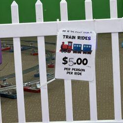 Kidz Klub - Sad this very small ride kids should enjoy for free has to pay $5 each child