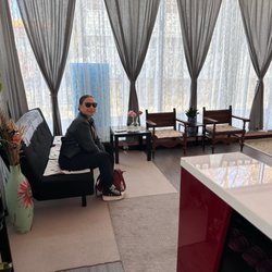 City Wellness - My sister days with my sis.  the waiting area.