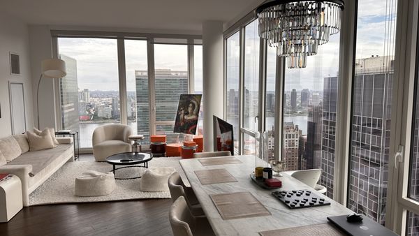 Big Apple Holdings Group Logo