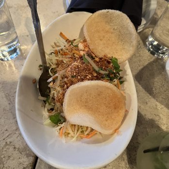Vanessa's Bistro - *Spicy Vietnamese Green Papaya Salad Poached Prawns, Roasted Peanuts Fried Shallot & Mint - Vietnamese Near Me - Walnut Creek, California
