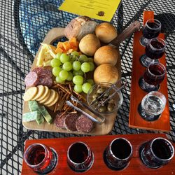 Castle Oaks Vineyard & Winery