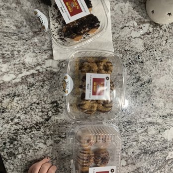On Your Way Mini Donuts - Mini heavenly order, Oreo and s'mores - Donuts Near Me