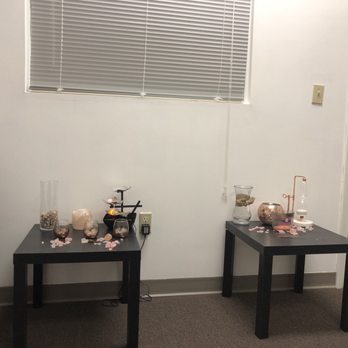 Essential Oasis Massage Studio - Massage Therapy Near Me - Cincinnati, Ohio