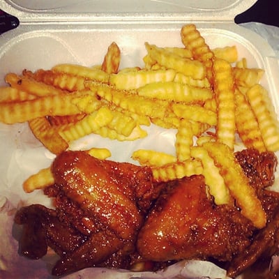 Wings & Seafood by null