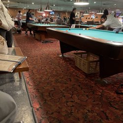 BQE Billiards & Bar - Inside