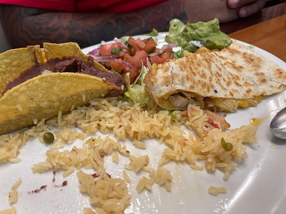 El Salvador Restaurant