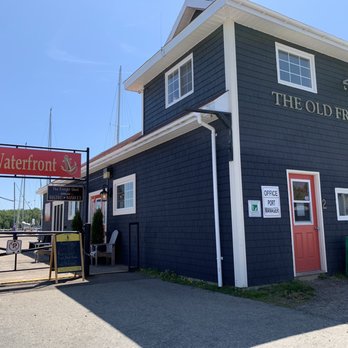 The Freight Shed - Canadian (New) Near Me - Baddeck, Nova Scotia The Freight Shed - Canadian (New) Near Me - Baddeck, Nova Scotia
