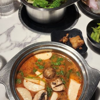 Boiling World - Spicy miso and  Kombu - Hot Pot Near Me - Ontario, California