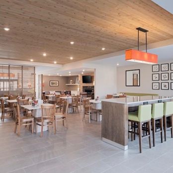 Voco Moab - dining area - Hotels Near Me - Moab, Utah Voco Moab - dining area - Hotels Near Me - Moab, Utah