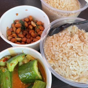 Cluck2Go - Sides that come with the combo - Singaporean Near Me - Pasadena, California