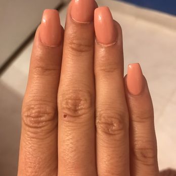 Lee Spa & Nails - Left hand. Index and ring finger crooked. Cuticles painted over - Nail Salons Near Me - Miami, Florida