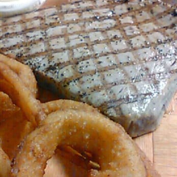 Fish Shack - Yellowfin Tuna Steak with Beer Batter Onion Rings - Seafood Near Me - Lighthouse Point, Florida