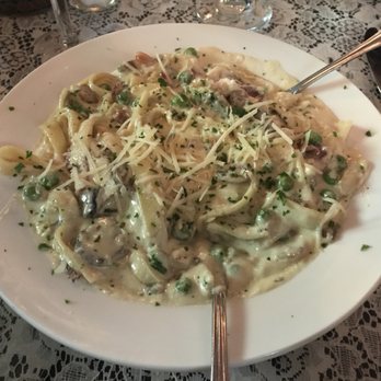 Mama Carolla's - Carbonara - Italian Near Me - Indianapolis, Indiana Mama Carolla's - Carbonara - Italian Near Me - Indianapolis, Indiana