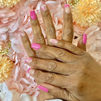 Lovie Nail Spa - Waxing Near Me - Fredericksburg, Virginia