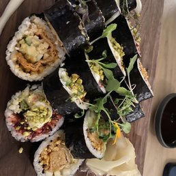 Rock n roll spicy, mangoo, kamakazi inari (my favorite!)