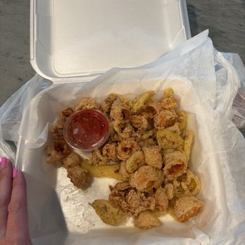 Dockside Dave's - Grouper bites and calamari - Seafood Near Me - Madeira Beach, Florida