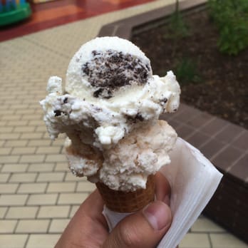 Scoops - Oreo cheesecake et apple pie - Ice Cream & Frozen Yogurt Near Me - Los Angeles, California