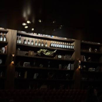 Unit B Eatery + Spirits - Decor - Tapas/Small Plates Near Me - Pembroke Pines, Florida