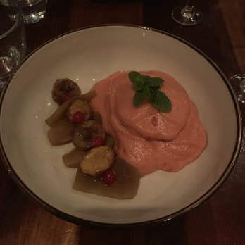 Sensi - Strawberry foam bananas and apples - Tapas/Small Plates Near Me - Barcelona, B