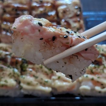Cafe Mozaiko - Aburi salmon ochi sushi - Japanese Near Me - Markham, Ontario Cafe Mozaiko - Aburi salmon ochi sushi - Japanese Near Me - Markham, Ontario