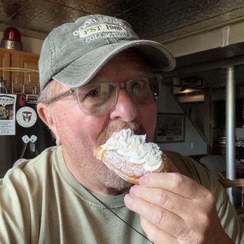 Honey Bee Bakery  - Buttercream long John on arrival day back home for a visit. - Bakeries Near Me - Monongahela, Pennsylvania