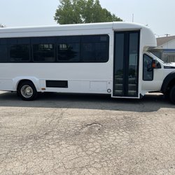 Northshore Luxury Limousine - 24 Passenger Party Bus