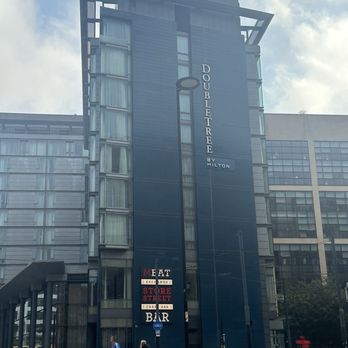 DoubleTree by Hilton Hotel - Hotels Near Me - Manchester, XGM